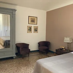 Blq 01boutique 2*, Bologna Italien