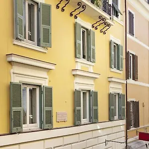 Garibaldi Piazza Di Spagna 3*, Rom Italien